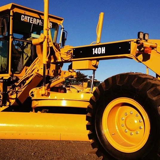 CAT 140K Grader (3)
