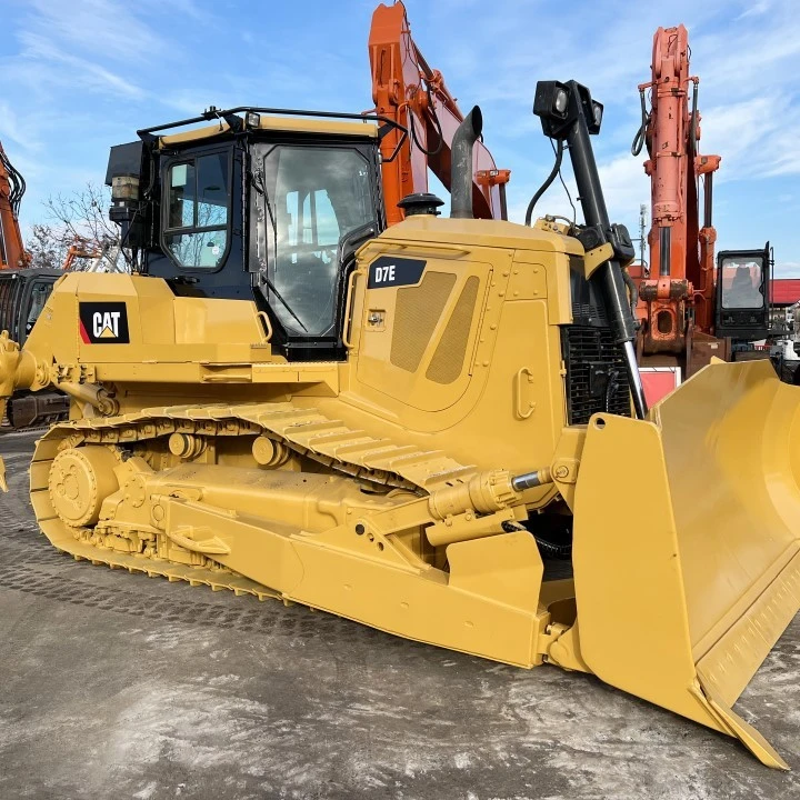 CAT D7H Bulldozers (2)
