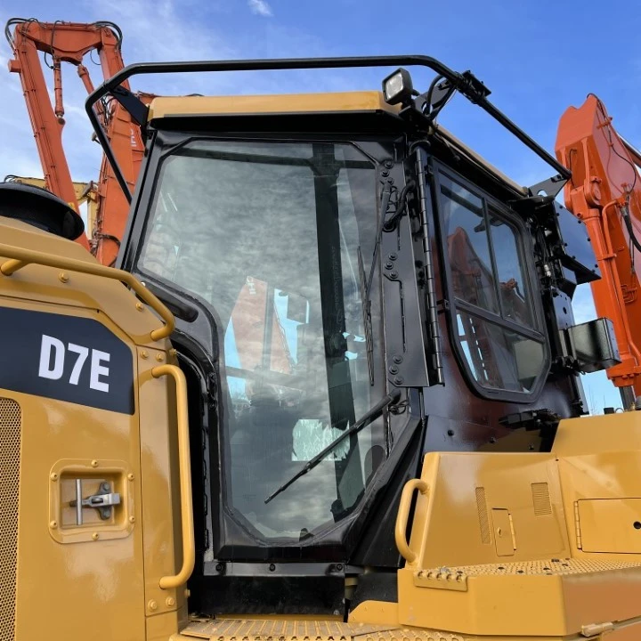 CAT D7H Bulldozers (4)