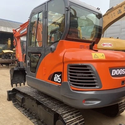 DX60 Excavator (1)