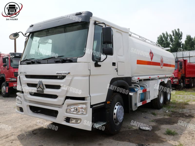 HOWO 371 Fuel Tanker