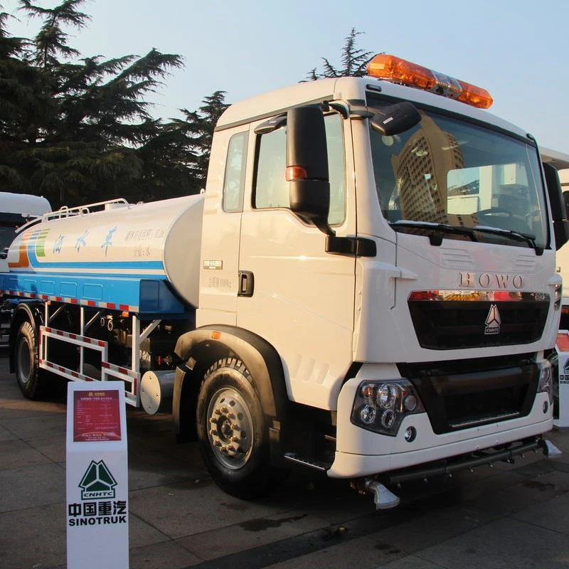 HOWO 4X2 WATER TANK (2)