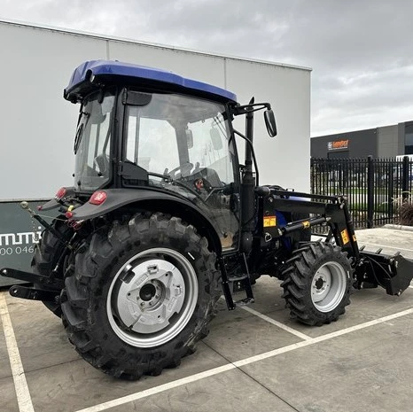 lovolp M704-2EF1 agricultural tractor (3)