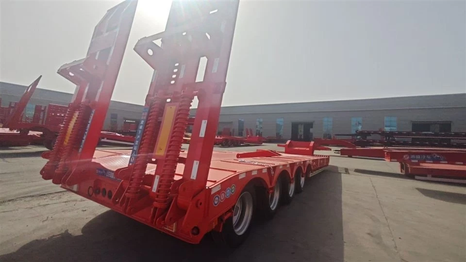 Hydraulic Ladder Lowbed Trailer