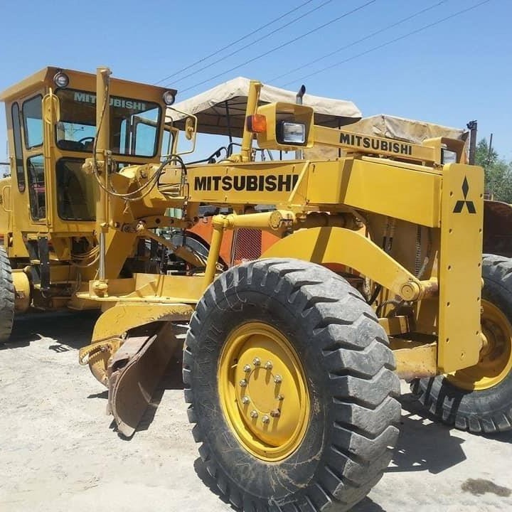 Mitsubishi 430 Grader (2)