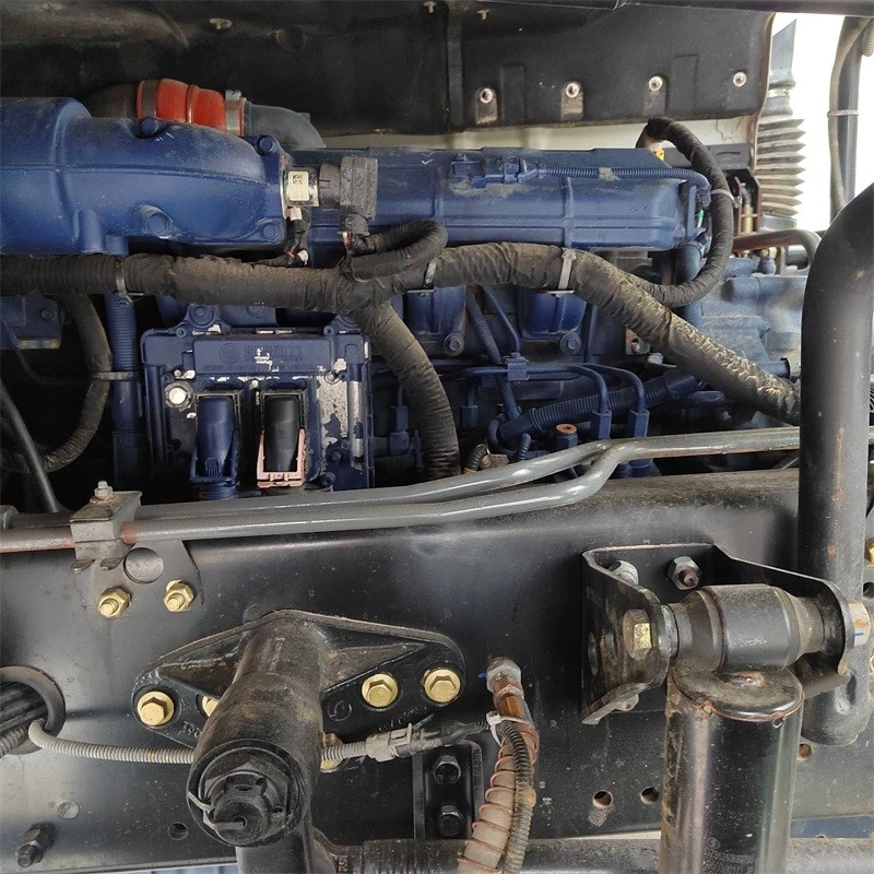 SHACMAN 8X4 MIXER TRUCK (4)