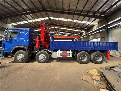 HOWO Truck Mounted Crane