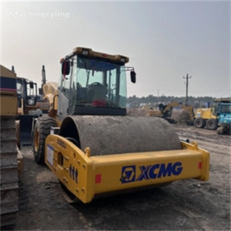 XCMG XS202J Roller (1)