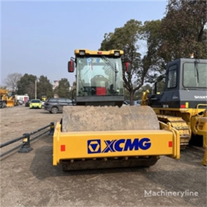 XCMG XS202J Roller (4)